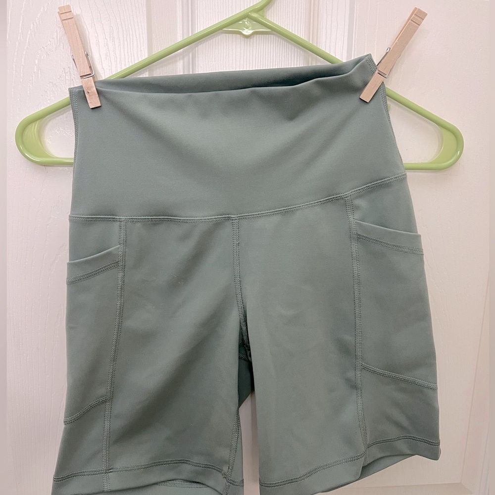Lux tribeca 7 inch short